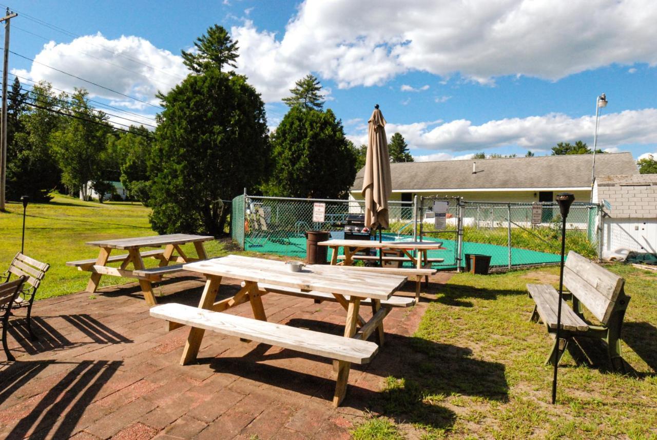 Maple Leaf Lodge Schroon Lake Kültér fotó